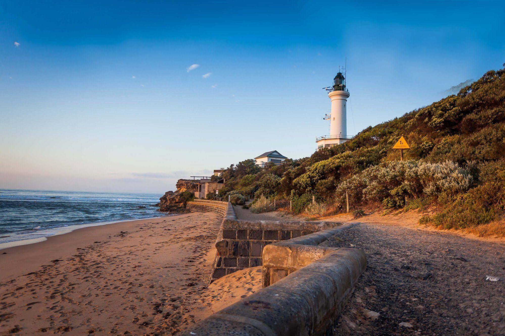 Point Lonsdale Holiday Apartments (Adults Only) Queenscliff Ngoại thất bức ảnh