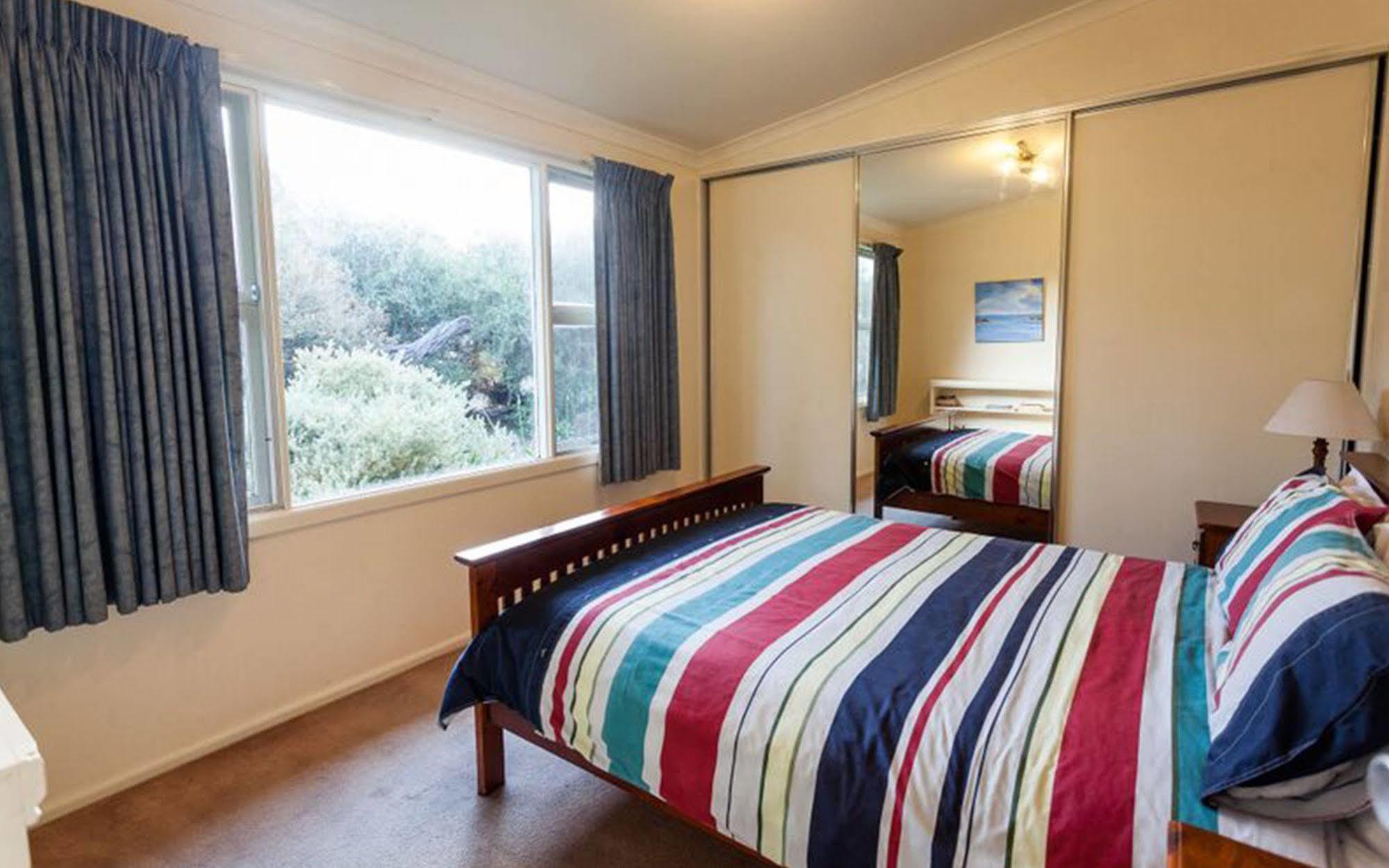 Point Lonsdale Holiday Apartments (Adults Only) Queenscliff Ngoại thất bức ảnh